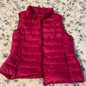 Pink sleeveless puffer